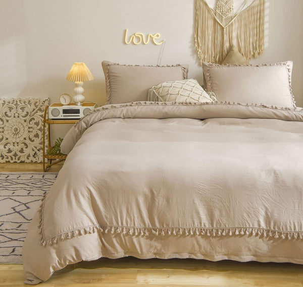 Duvet cover pompones Chic + Plumon + fundas de almohada (caqui o blanco)