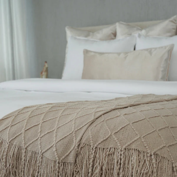 Throw / pie de cama cobija boho serena flecos