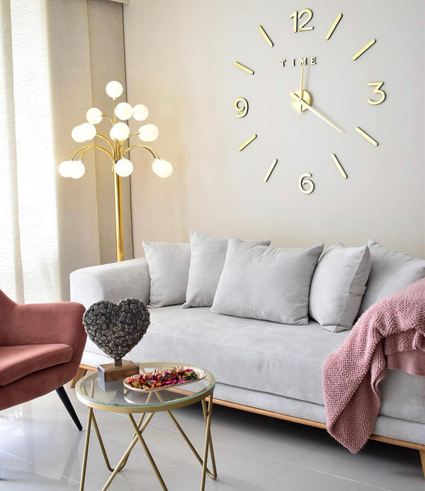 Reloj adhesivo dorado